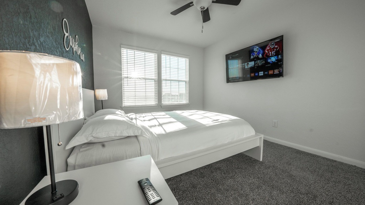 Photo of Bedroom in Medina Valley