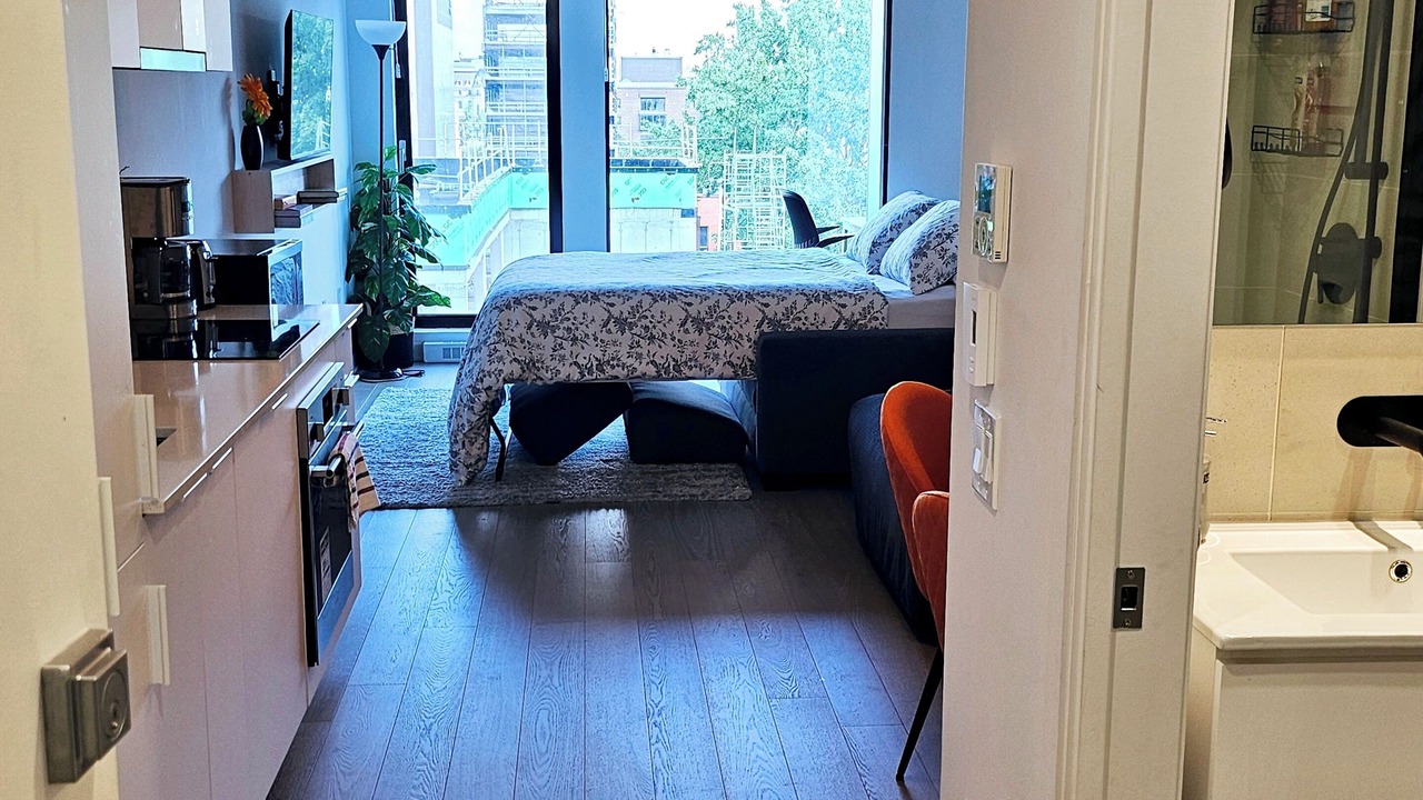 Photo of Bedroom in Quartier des Spectacles