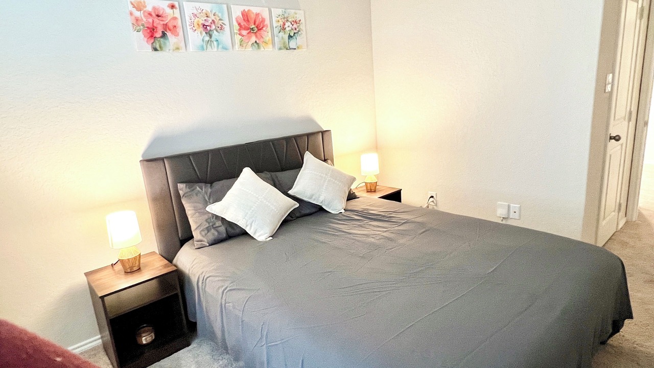 Photo of Bedroom in North San Antonio - SAT