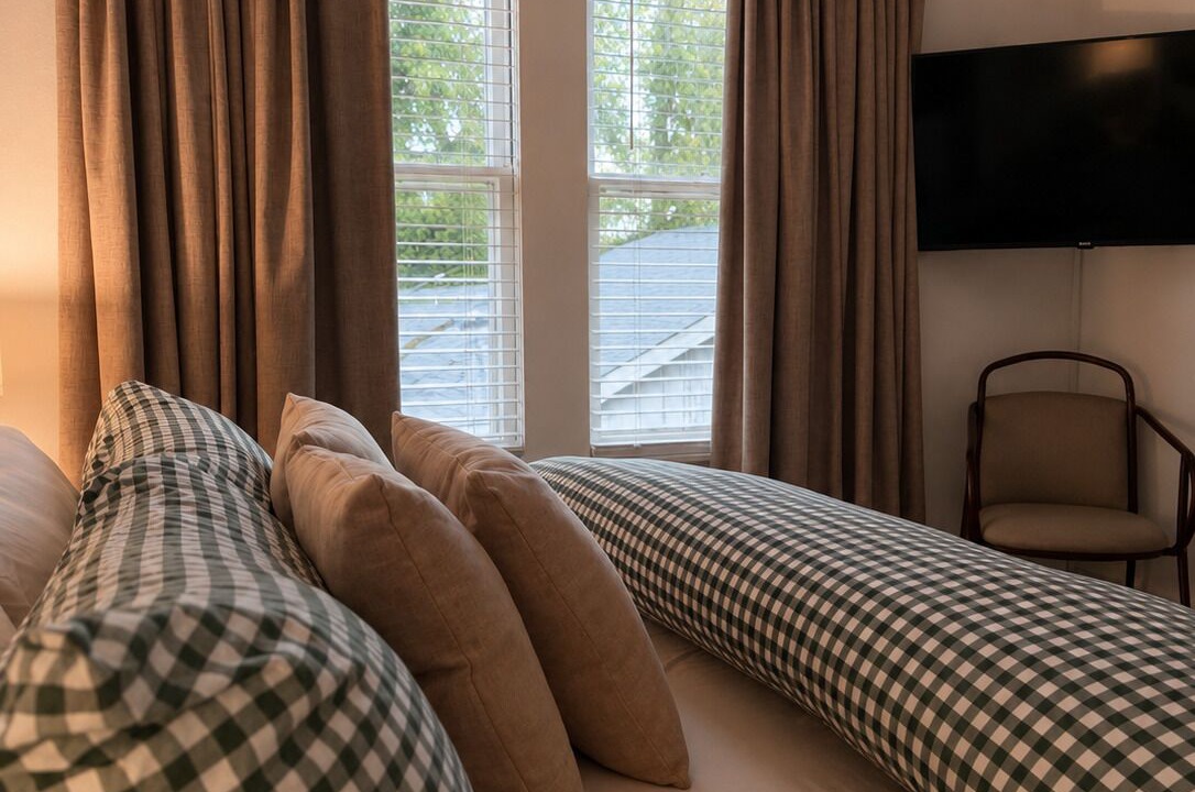 Photo of Bedroom in River Road