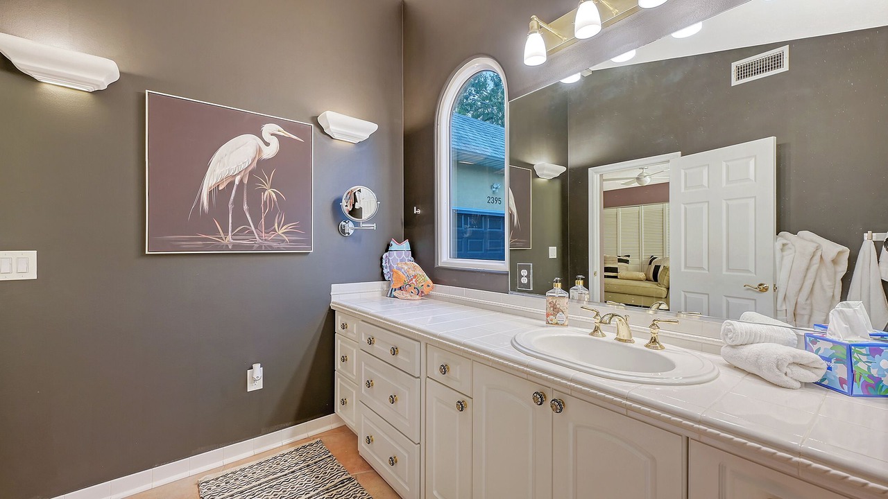 Photo of Bathroom in Arlington Park