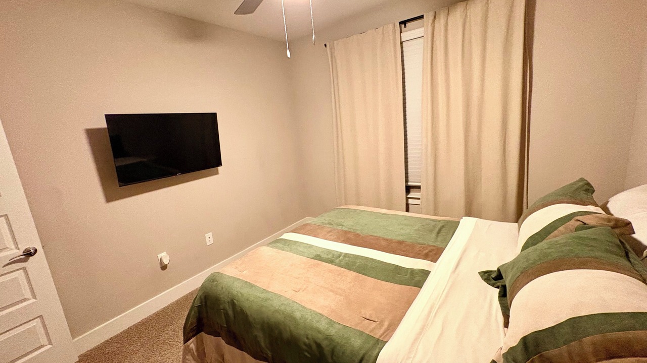 Photo of Bedroom in Sandy Springs