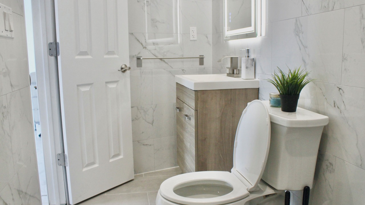 Photo of Bathroom in Ditmars Steinway
