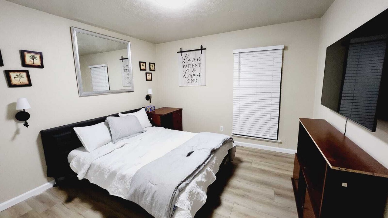 Photo of Bedroom in The Colony