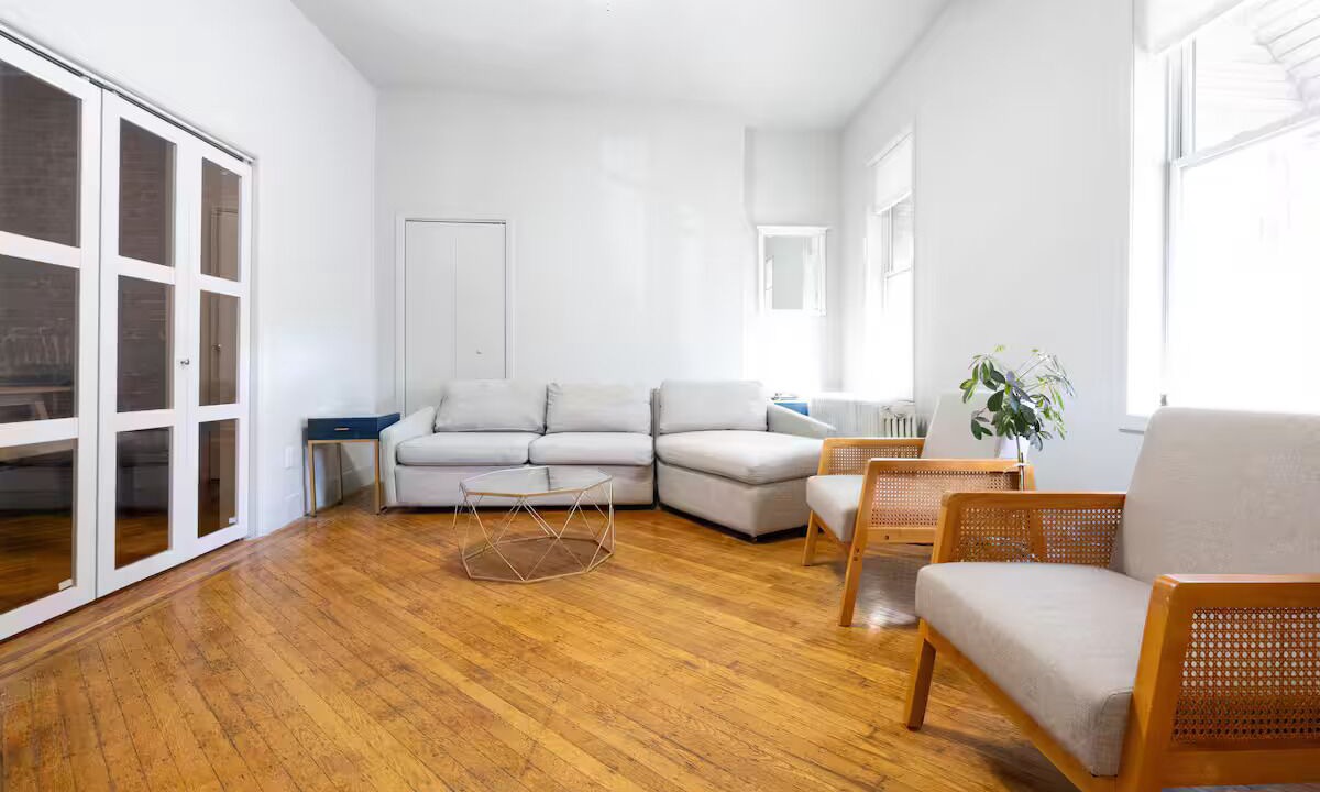 Photo of Livingroom in Historic Downtown