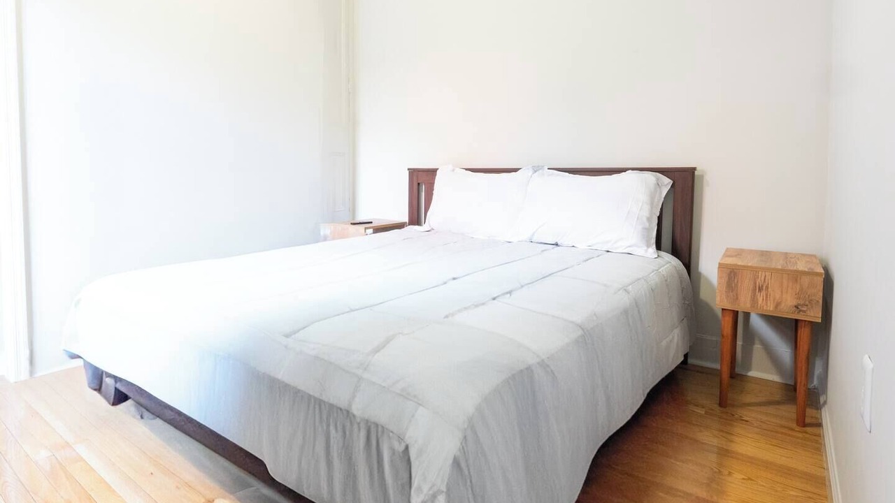 Photo of Bedroom in Historic Downtown