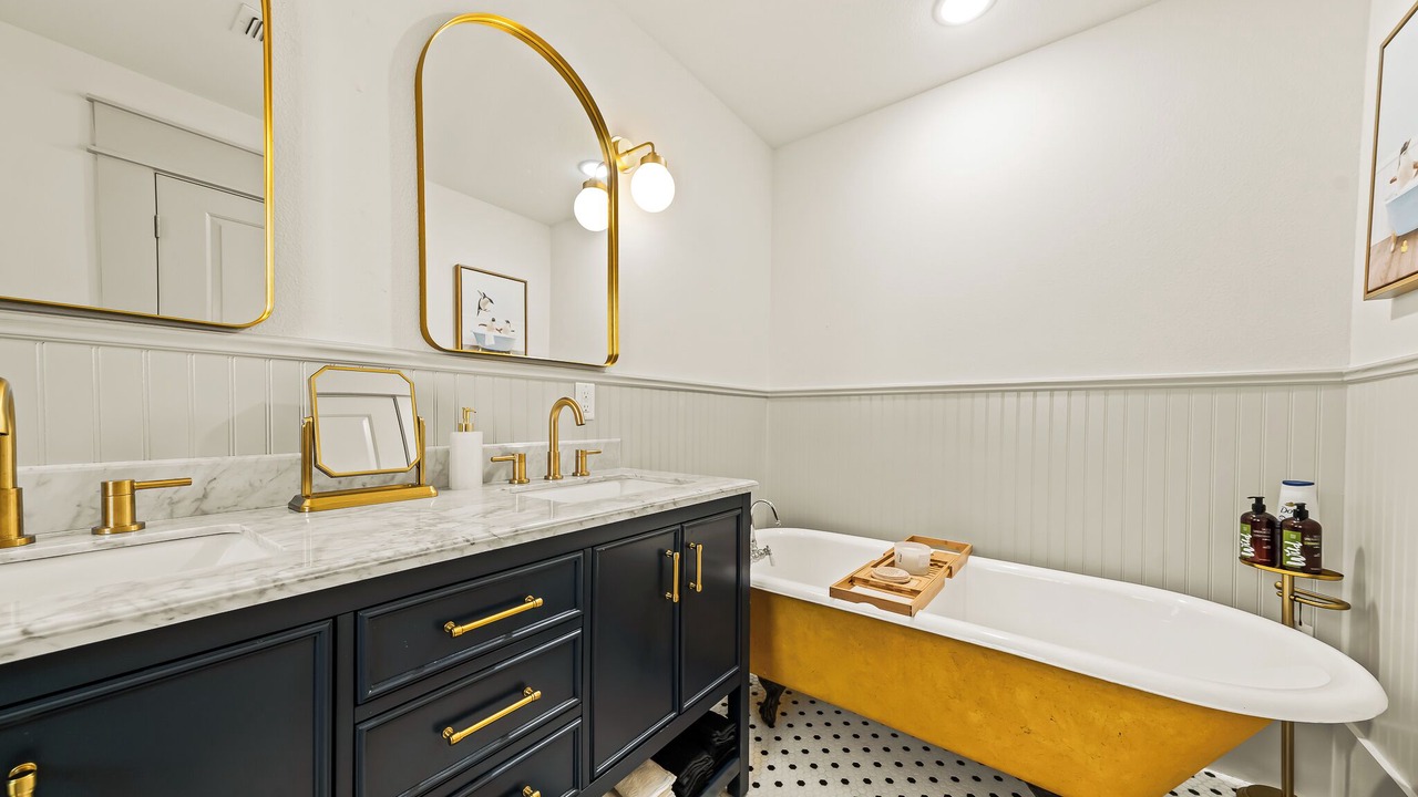 Photo of Bathroom in Weatherford
