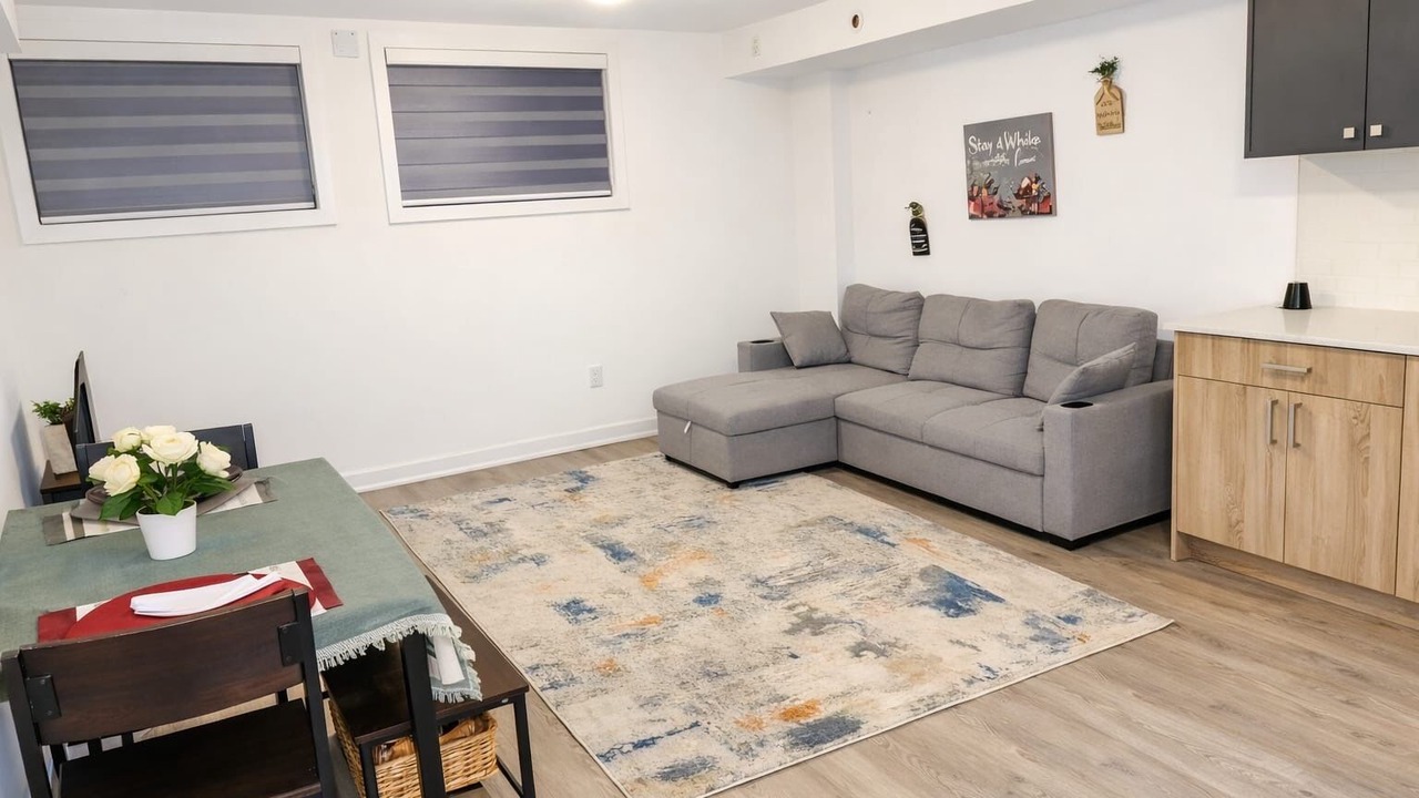Photo of Livingroom in Lawrence Heights