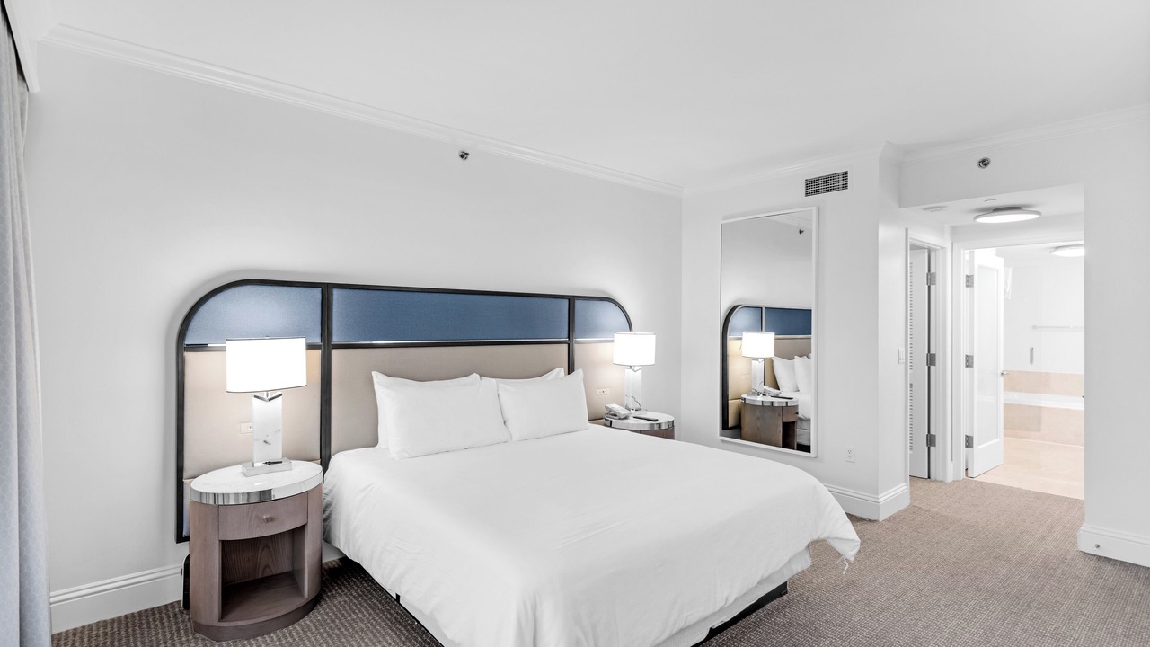 Photo of Bedroom in Mid Beach