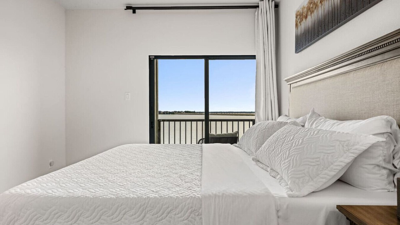 Photo of Bedroom in Rowlett
