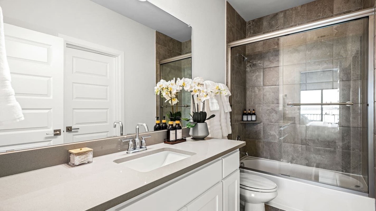 Photo of Bathroom in Rowlett