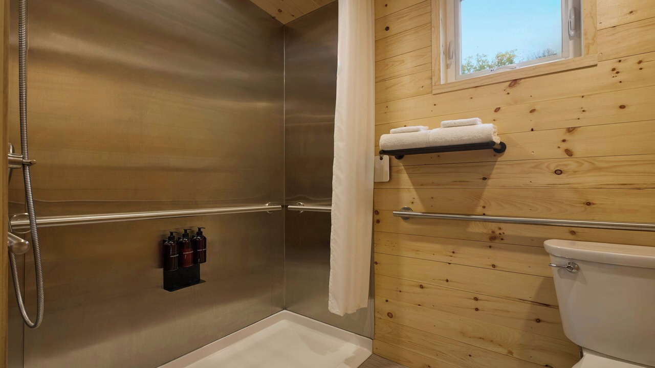 Photo of Bathroom in Gilchrist County