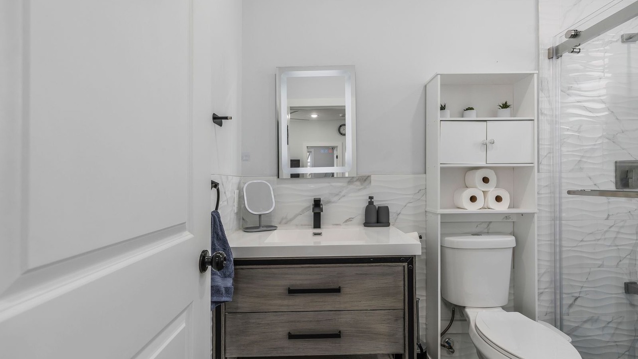 Photo of Bathroom in Jersey City