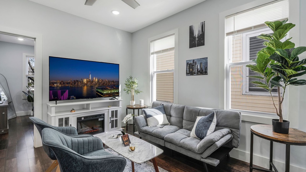 Photo of Livingroom in Jersey City