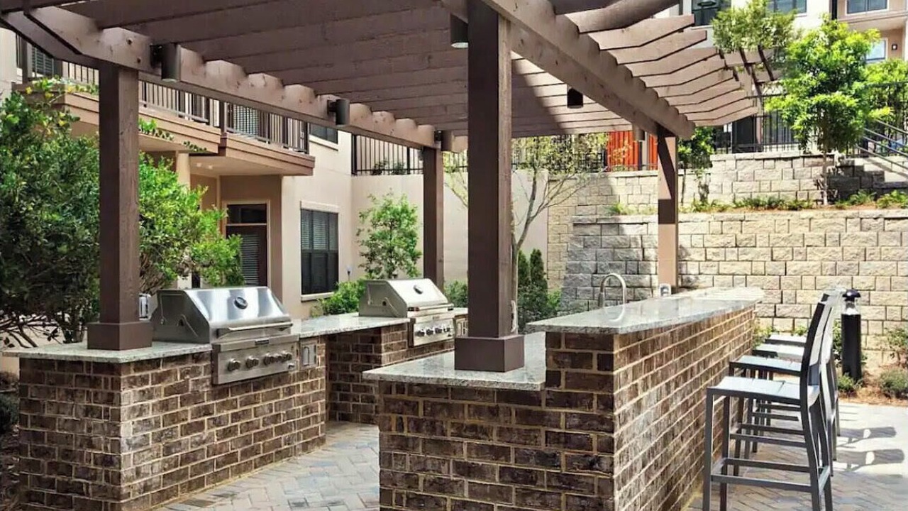Photo of Patio Balcony in Loring Heights