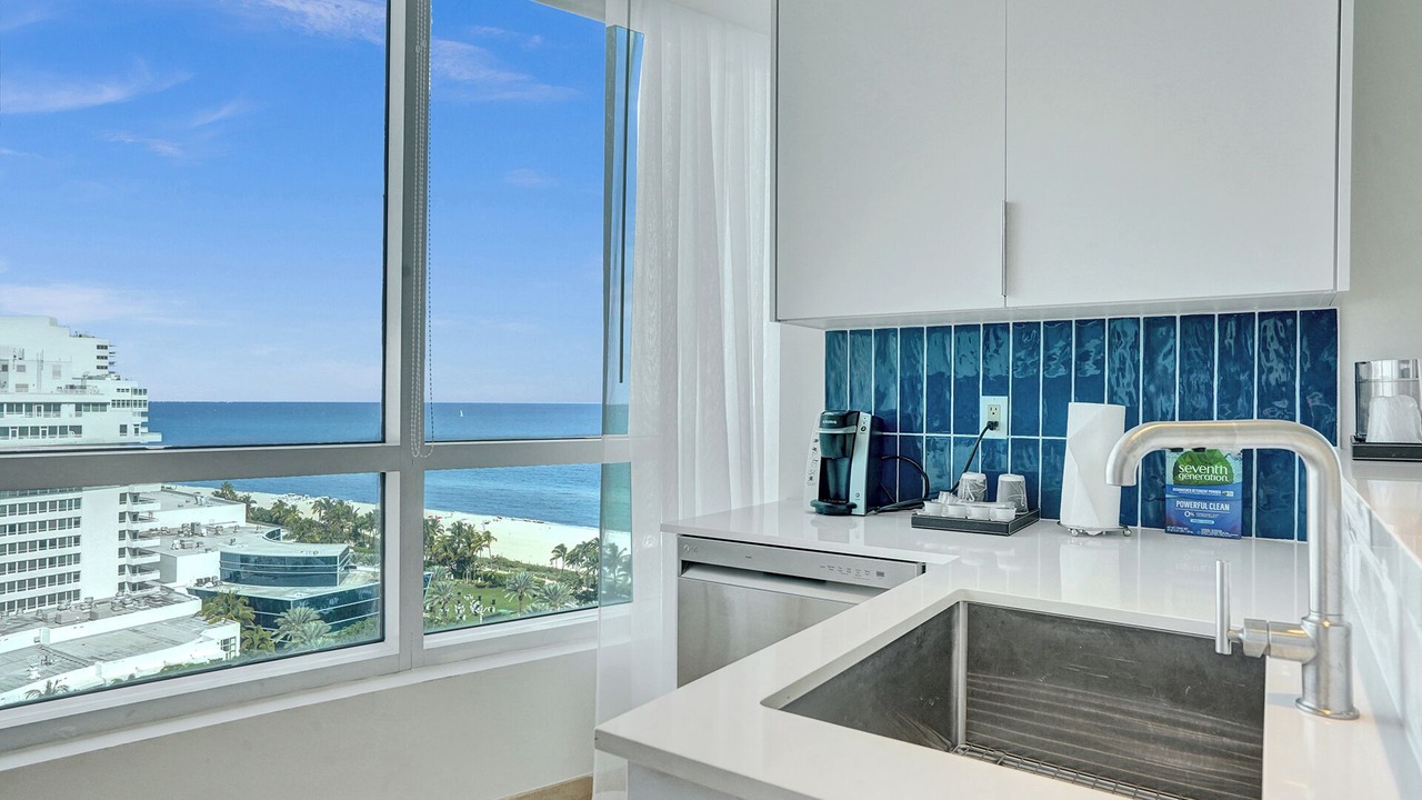 Photo of Kitchen in Mid Beach
