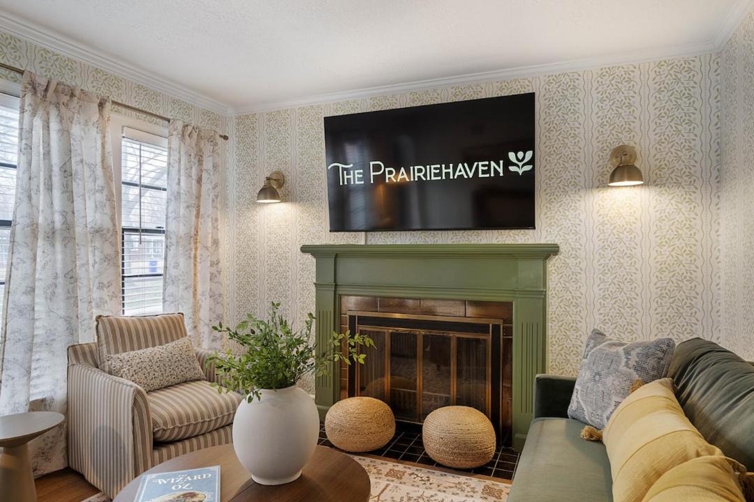 Photo of Livingroom in Overland Park