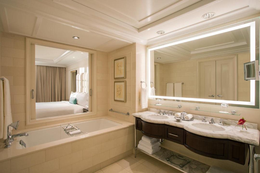 Photo of Bathroom in Peachtree Heights West