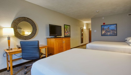 Room, 2 Queen Beds (Upper Floor)