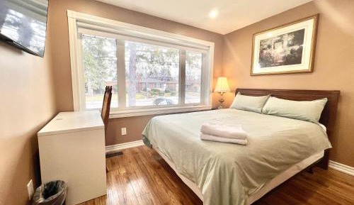 Deluxe Double Room with Shower