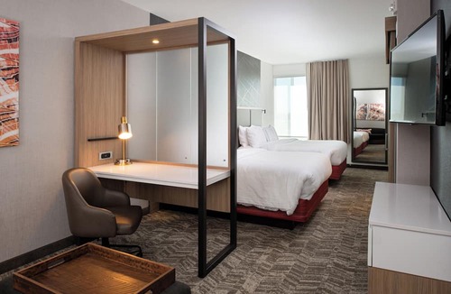 Winnetonka Hotel | SPRINGHILL SUITES KANSAS CITY NORTHEAST