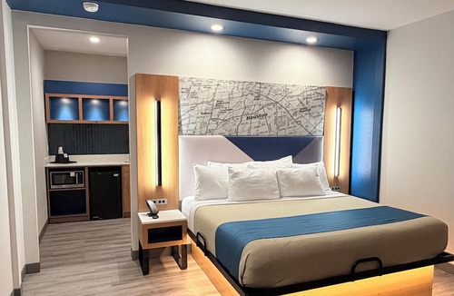 Barker Hotel | Crystal Inn - NorthWest - 290
