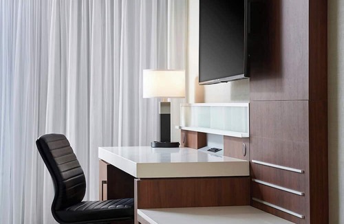 Downtown Mississauga Hotel | Delta Hotels by Marriott Toronto Mississauga
