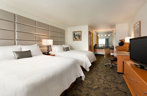 Port Coquitlam Hotel | Poco Inn and Suites Hotel & Conference Centre