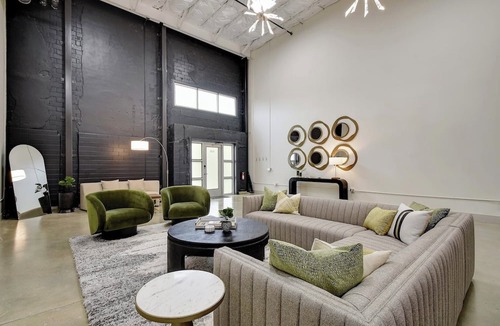 Arena District Apartment | 3BR Luxury Loft Near Downtown & Frost Bank Center