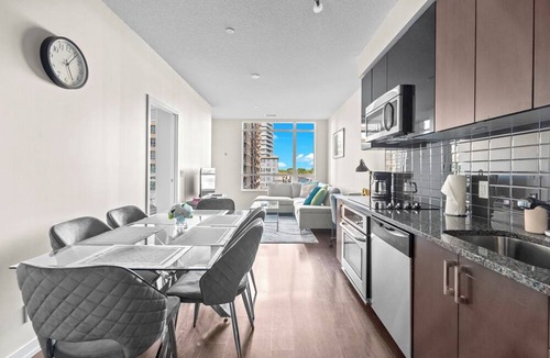 Yonge-Eglinton Apartment | Modern Lillian Street Condos Midtown Toronto