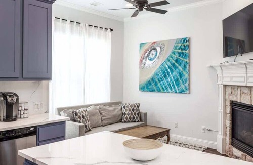 Legacy Park House | Driem House Chic + Legacy Shops Walkable