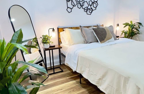Foxcroft Square Apartment | Cozy 1BR in Philly with Rain Shower