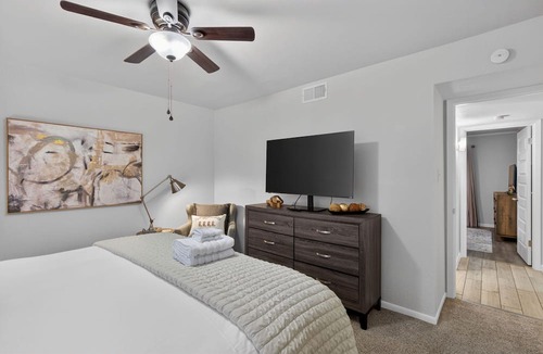 Tarrytown Condo | 🌿 Tarrytown Condo Near Downtown + Lady Bird Lake | Tarrytown Comfort 🌵