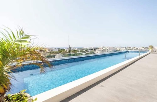 Tohoku Apartment | Beautiful view and location, roof terrace with sea view!
