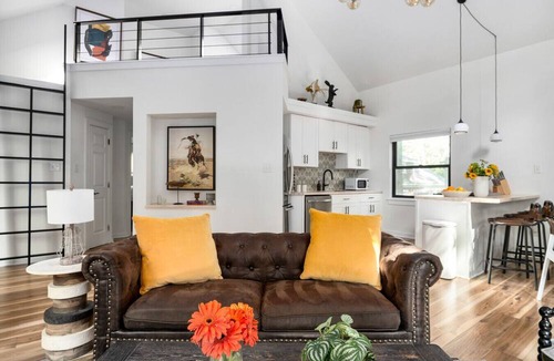 Inman Park Apartment | Inman Park Treetop Retreat – Walk to Beltline & Top Restaurants