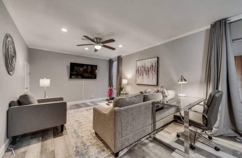 Grand Prairie Apartment | GP60A –World Cup Stay - 10 min to AT&T - Sleeps 8 - Free Parking