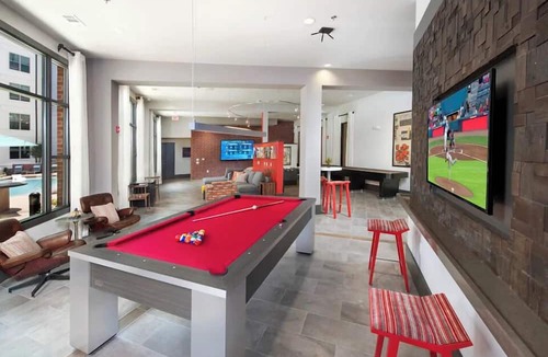 Downtown Decatur Apartment | Upscale Furnished 2BR Near Decatur Square | Pool & Rooftop Lounge