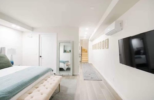 Uptown Apartment | Luxury 2BR Duplex 5min to Central Park