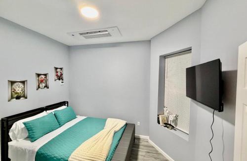 Ampere Apartment | Grand Family 1BR Penthouse near Newark Airport