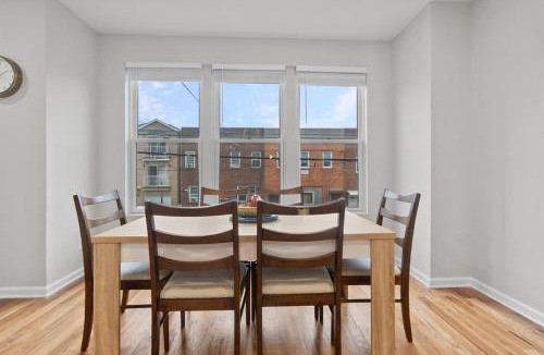 West Side Apartment | Spacious 4BED 3BA Apt with Garage Near NYC and MetLife Stadium close to PATH ready for FIFA