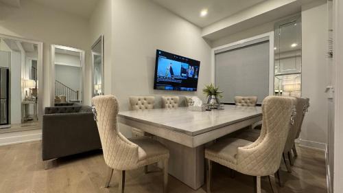 Markham House | MAJOR INTERNATIONAL SPORTING EVENT 2026 Angus Glen Markham French Style Luxury Mansion Stay