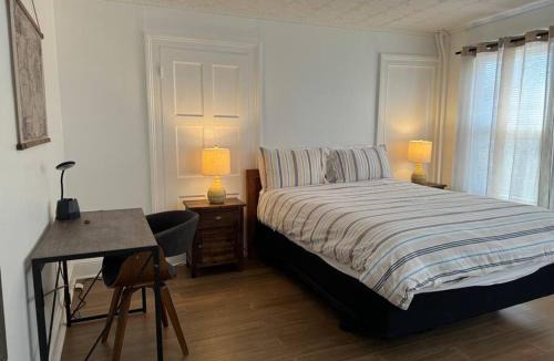 Communipaw Apartment | Private Apartment with NYC VIEWS right outside NYC