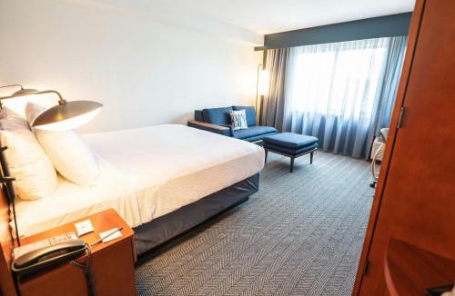 Springfield Hotel | Courtyard by Marriott Philadelphia Springfield