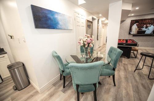 Beverley Glen Apartment | Luxury 2BR Guest Suite
