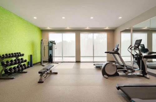 West San Antonio Hotel | La Quinta Inn & Suites by Wyndham San Antonio Seaworld LAFB