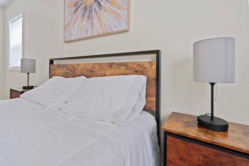 Group Retreat 15Min to NYC, MetLife, Mall, FREE Pa