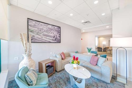 Homewood Suites by Hilton East Rutherford - Meadowlands, NJ