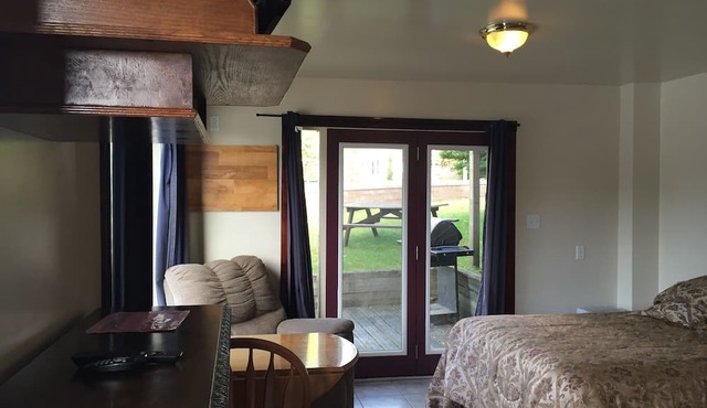 Sauble River Marina & Lodge Resort