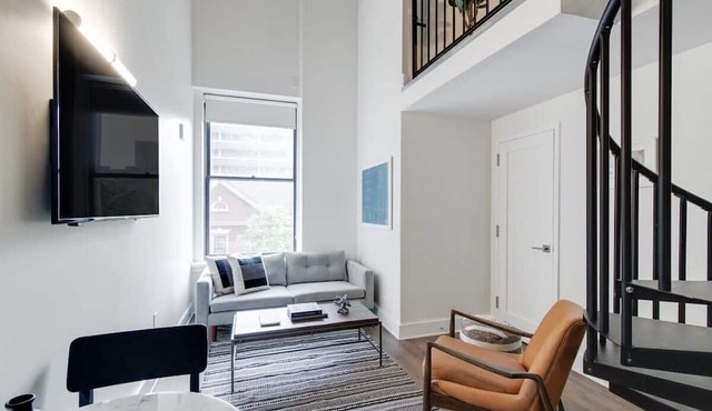 Sosuite | 2BR Loft w W/D, Gym, Lounge
