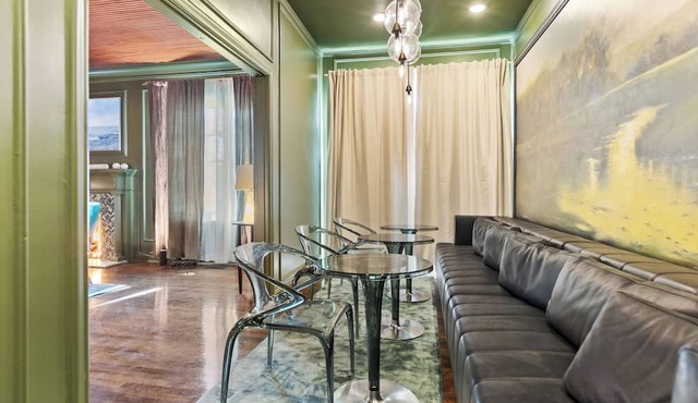 Modern loft with king suite, resort pool, and historic charm in Swiss Avenue.